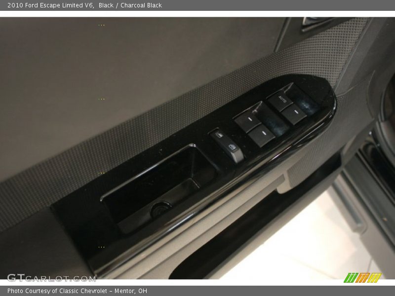 Black / Charcoal Black 2010 Ford Escape Limited V6