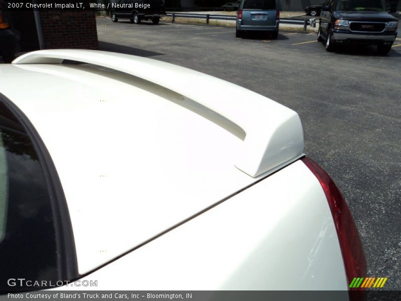 White / Neutral Beige 2007 Chevrolet Impala LT