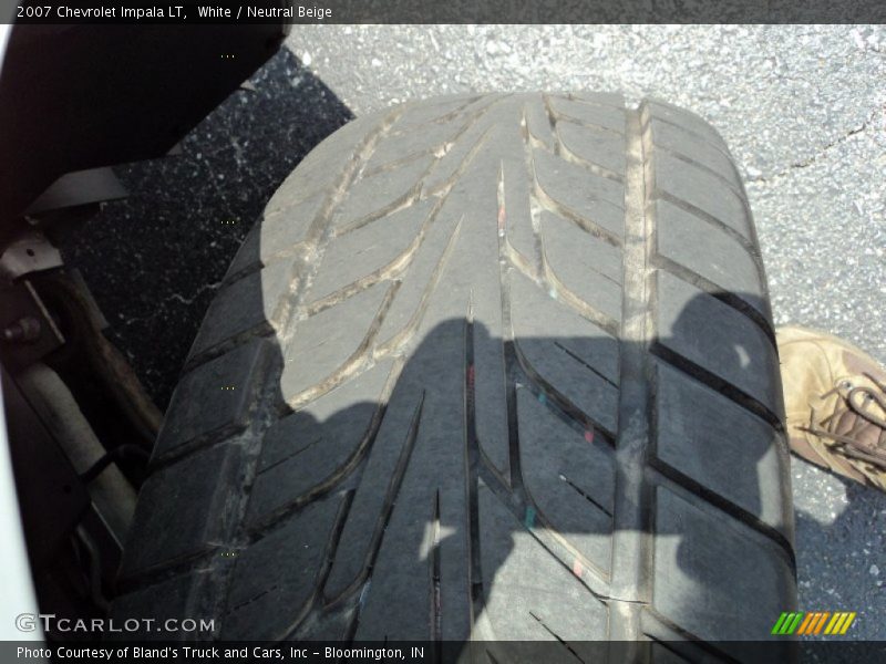 White / Neutral Beige 2007 Chevrolet Impala LT