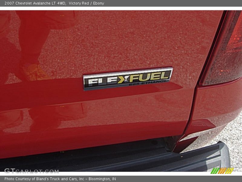 Victory Red / Ebony 2007 Chevrolet Avalanche LT 4WD