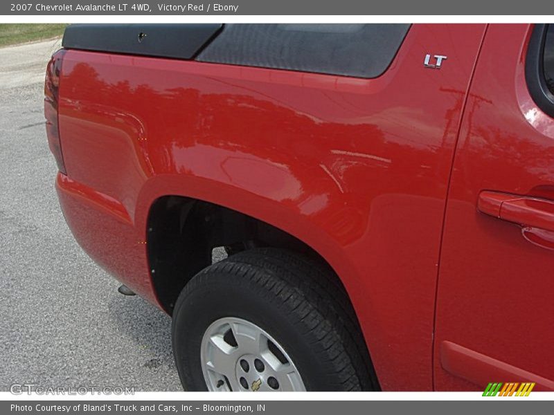 Victory Red / Ebony 2007 Chevrolet Avalanche LT 4WD