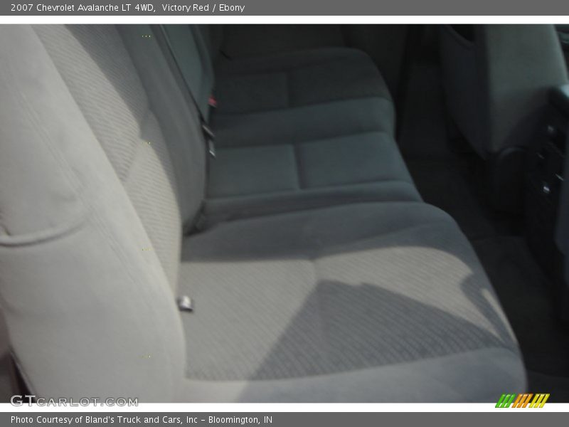 Victory Red / Ebony 2007 Chevrolet Avalanche LT 4WD