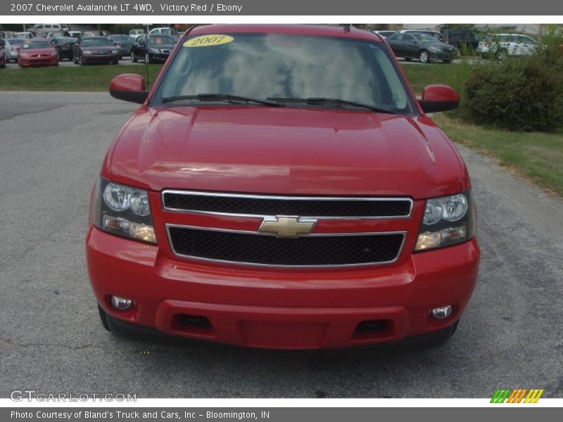 Victory Red / Ebony 2007 Chevrolet Avalanche LT 4WD