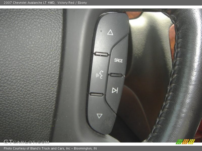 Victory Red / Ebony 2007 Chevrolet Avalanche LT 4WD