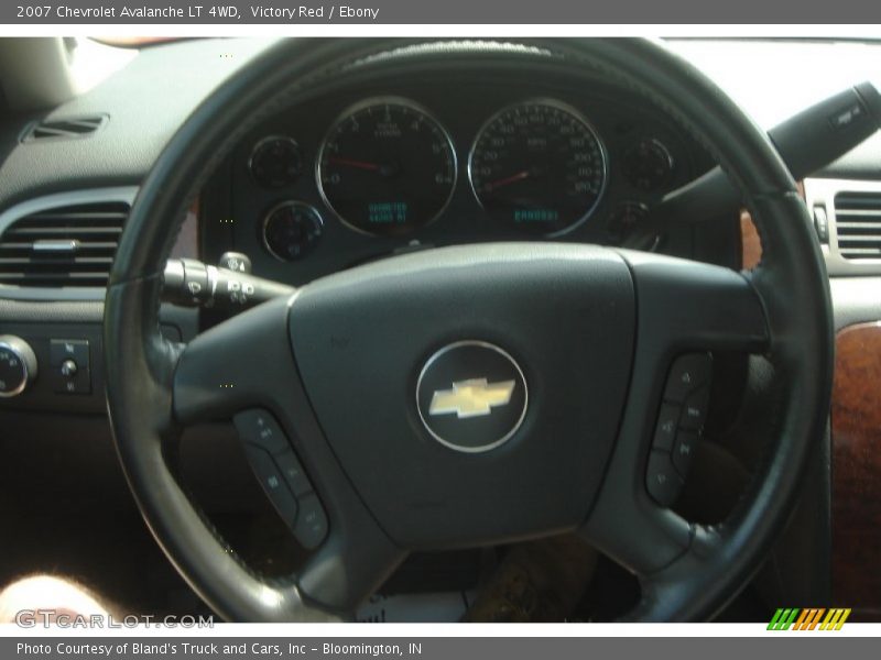 Victory Red / Ebony 2007 Chevrolet Avalanche LT 4WD