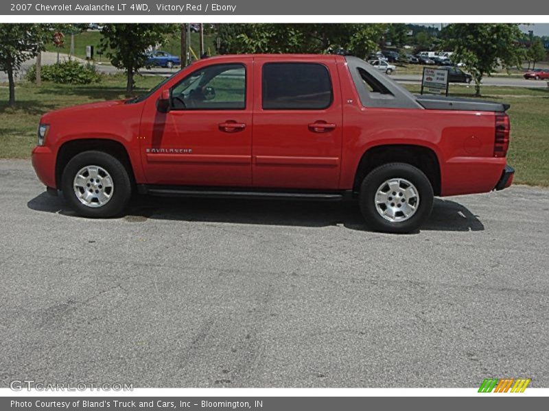 Victory Red / Ebony 2007 Chevrolet Avalanche LT 4WD
