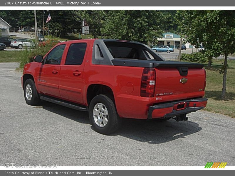 Victory Red / Ebony 2007 Chevrolet Avalanche LT 4WD