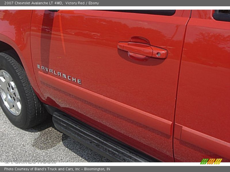 Victory Red / Ebony 2007 Chevrolet Avalanche LT 4WD