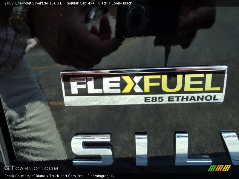  2007 Silverado 1500 LT Regular Cab 4x4 Logo