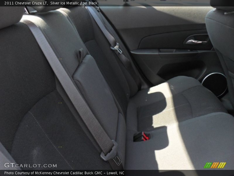 Silver Ice Metallic / Jet Black 2011 Chevrolet Cruze LT