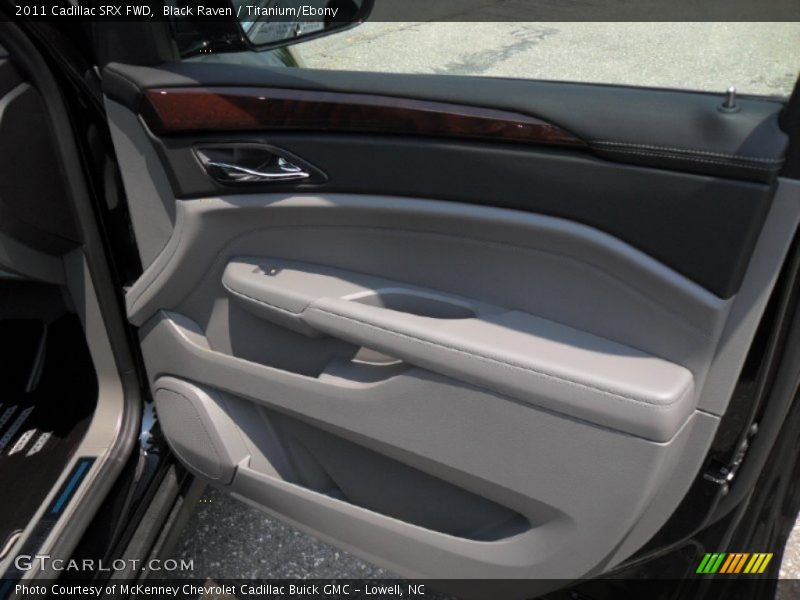 Black Raven / Titanium/Ebony 2011 Cadillac SRX FWD