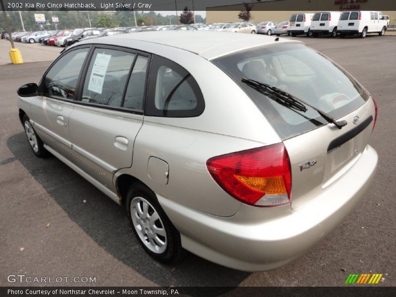 Light Silver / Gray 2002 Kia Rio Cinco Hatchback