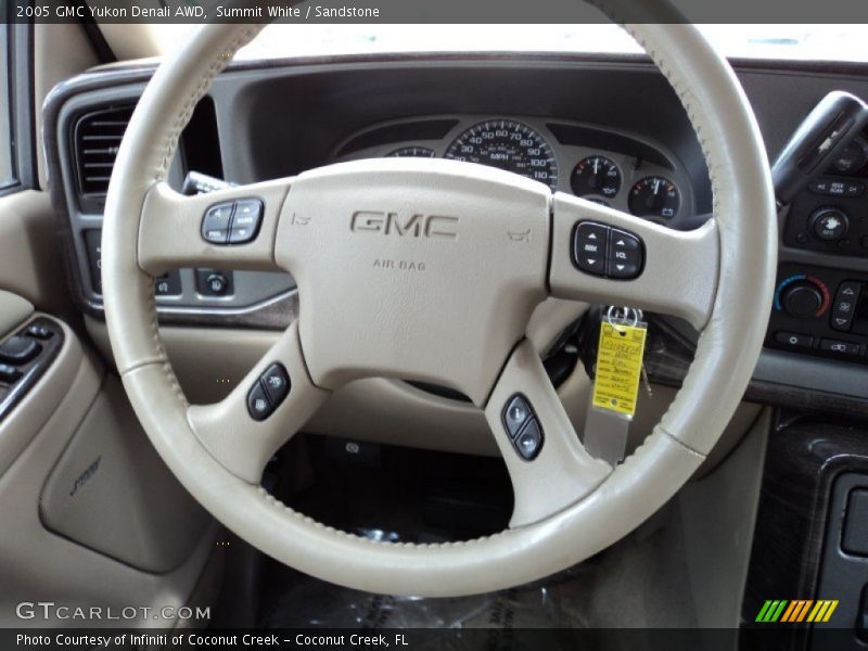 Summit White / Sandstone 2005 GMC Yukon Denali AWD