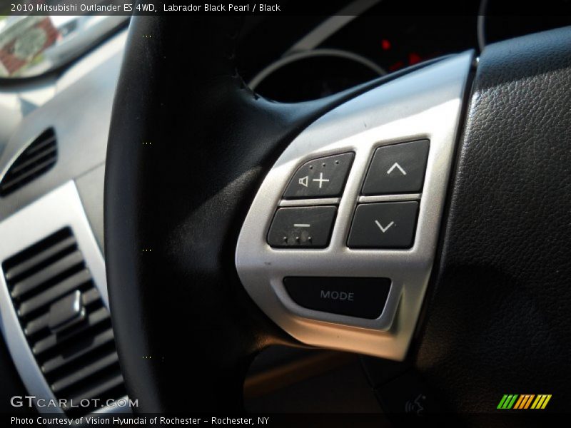 Labrador Black Pearl / Black 2010 Mitsubishi Outlander ES 4WD