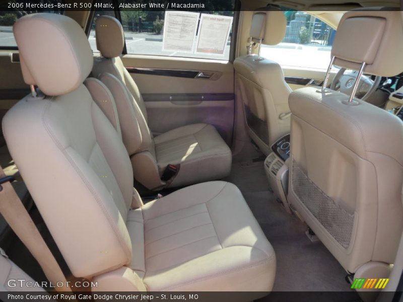 Alabaster White / Macadamia 2006 Mercedes-Benz R 500 4Matic