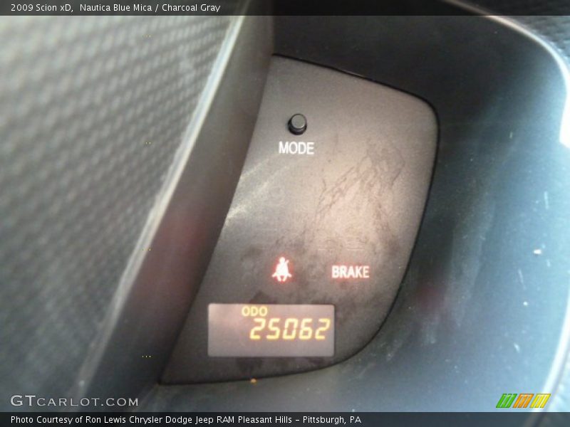 Nautica Blue Mica / Charcoal Gray 2009 Scion xD