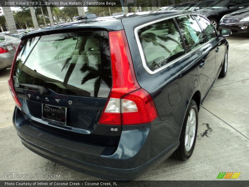 Barents Blue Metallic / Sandstone Beige 2008 Volvo V70 3.2