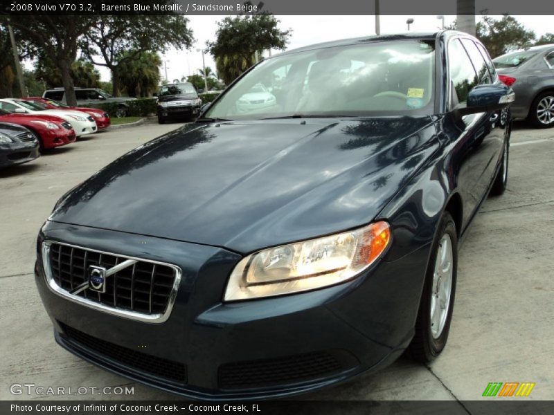 Barents Blue Metallic / Sandstone Beige 2008 Volvo V70 3.2