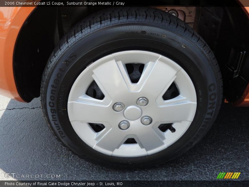 Sunburst Orange Metallic / Gray 2006 Chevrolet Cobalt LS Coupe