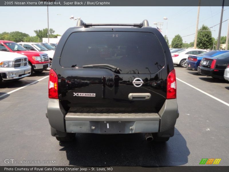 Super Black / Blue/Graphite 2005 Nissan Xterra Off Road 4x4