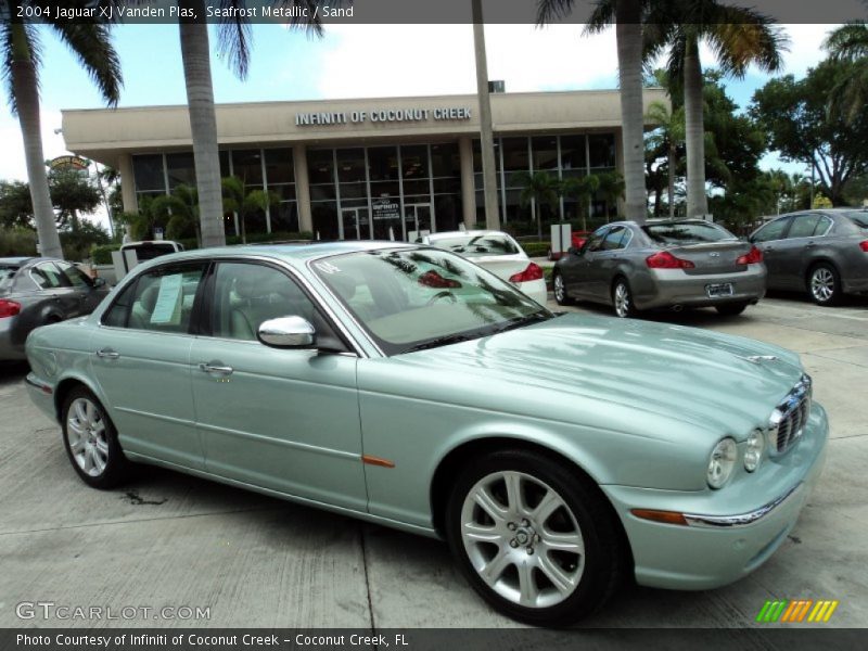 Seafrost Metallic / Sand 2004 Jaguar XJ Vanden Plas