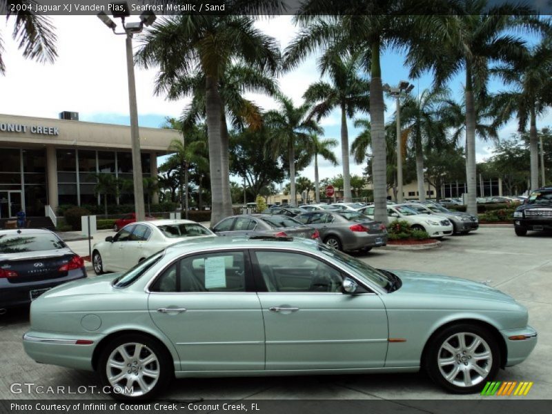Seafrost Metallic / Sand 2004 Jaguar XJ Vanden Plas
