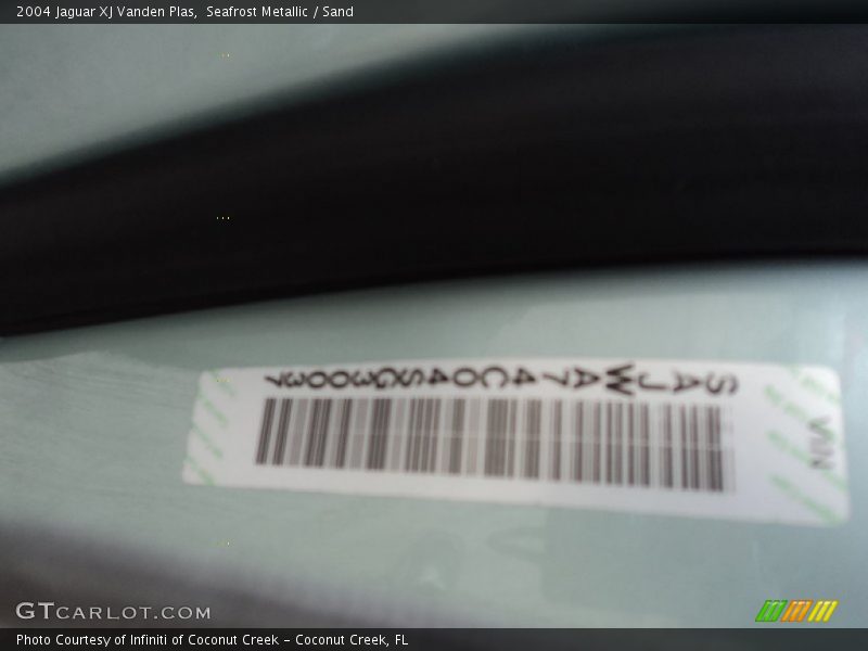 Seafrost Metallic / Sand 2004 Jaguar XJ Vanden Plas