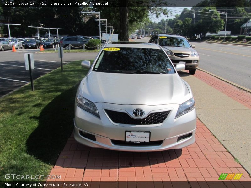 Classic Silver Metallic / Charcoal 2009 Toyota Camry SE