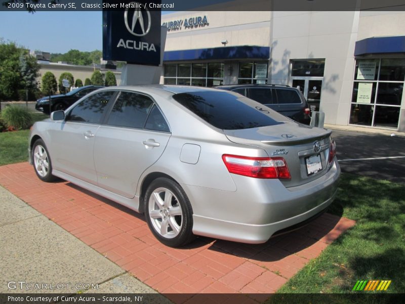 Classic Silver Metallic / Charcoal 2009 Toyota Camry SE