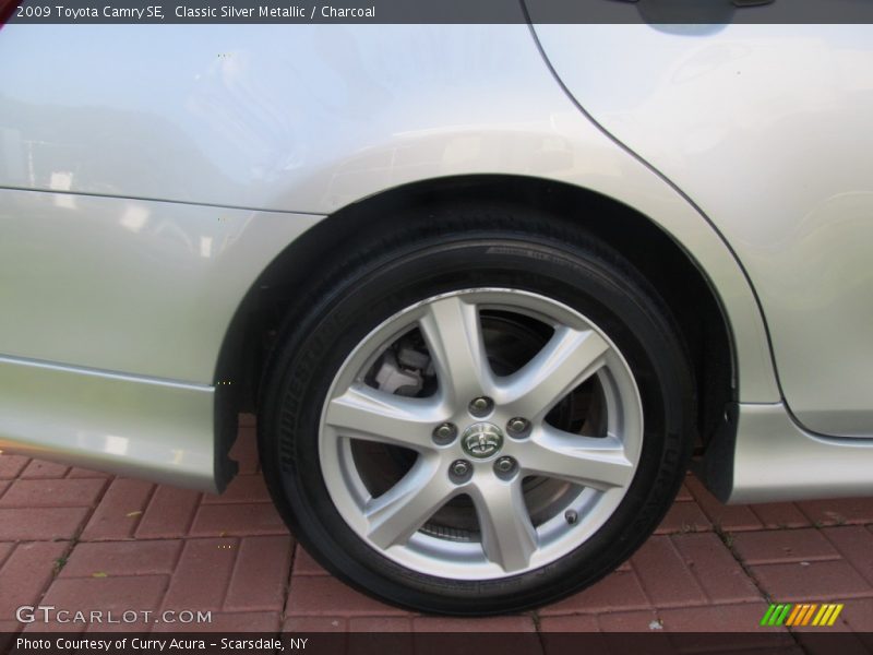 Classic Silver Metallic / Charcoal 2009 Toyota Camry SE
