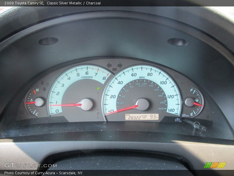 Classic Silver Metallic / Charcoal 2009 Toyota Camry SE