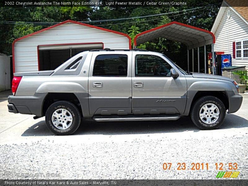 Light Pewter Metallic / Cedar Green/Graphite 2002 Chevrolet Avalanche The North Face Edition 4x4