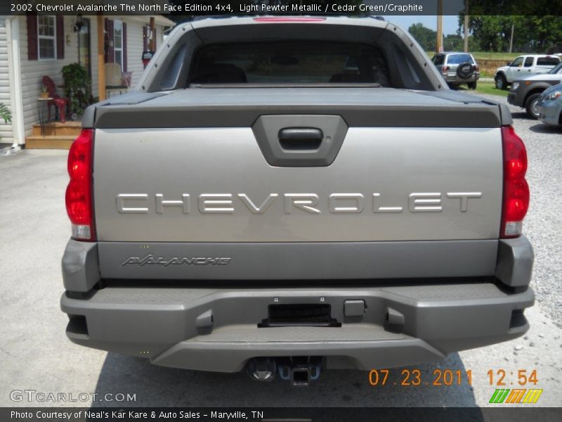 Light Pewter Metallic / Cedar Green/Graphite 2002 Chevrolet Avalanche The North Face Edition 4x4