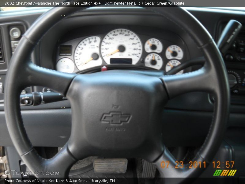 Light Pewter Metallic / Cedar Green/Graphite 2002 Chevrolet Avalanche The North Face Edition 4x4