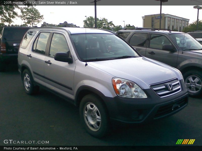 Front 3/4 View of 2005 CR-V LX