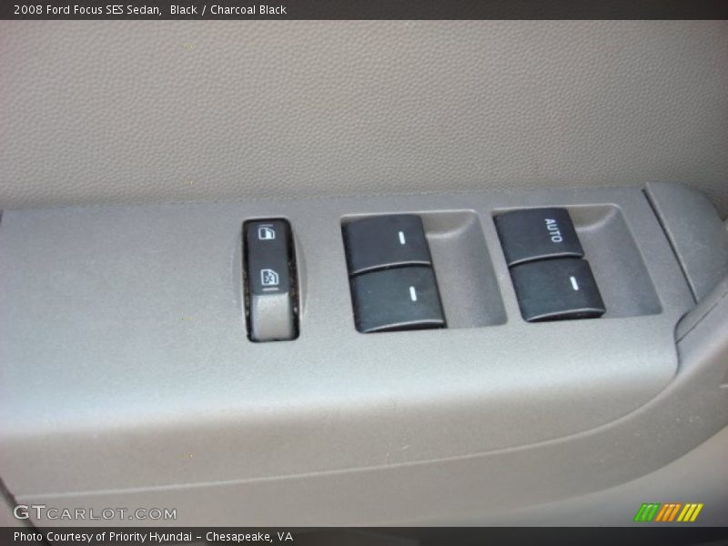Black / Charcoal Black 2008 Ford Focus SES Sedan