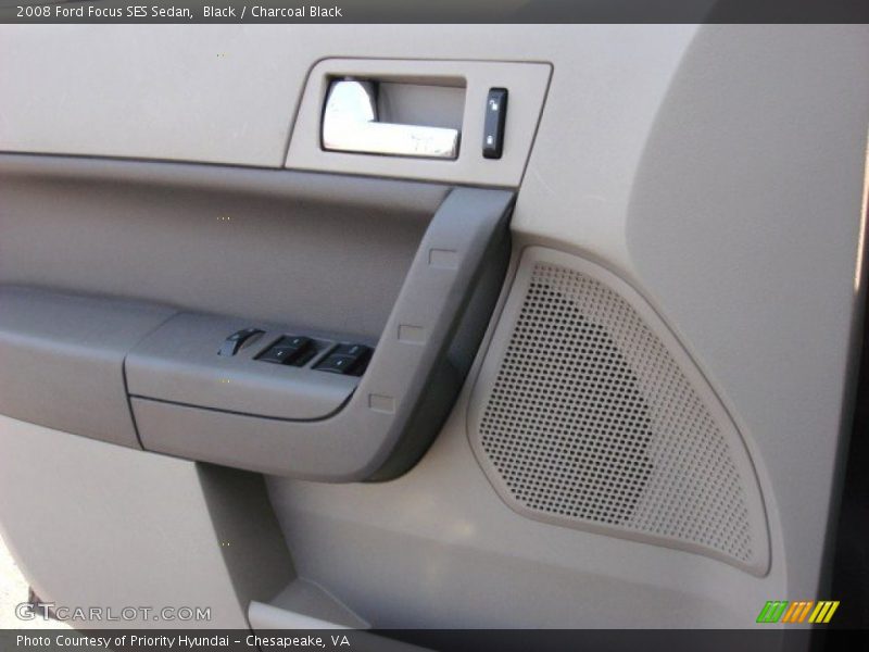 Black / Charcoal Black 2008 Ford Focus SES Sedan