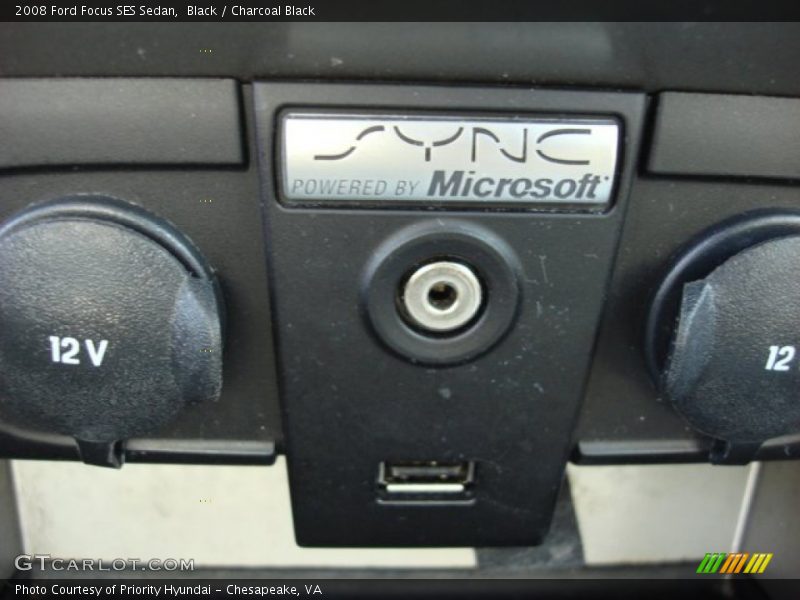 Black / Charcoal Black 2008 Ford Focus SES Sedan