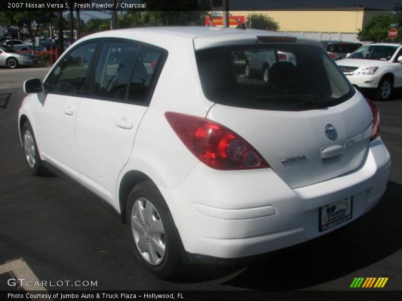 Fresh Powder / Charcoal 2007 Nissan Versa S