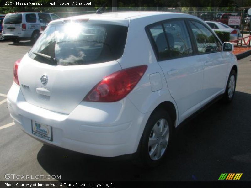 Fresh Powder / Charcoal 2007 Nissan Versa S