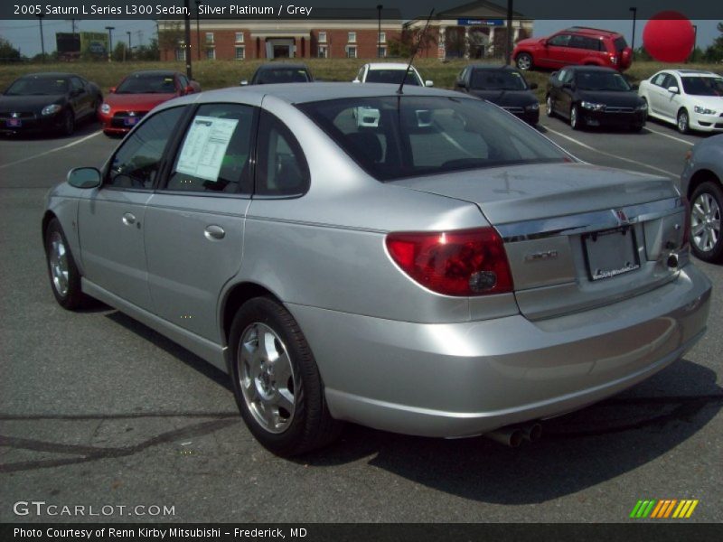 Silver Platinum / Grey 2005 Saturn L Series L300 Sedan