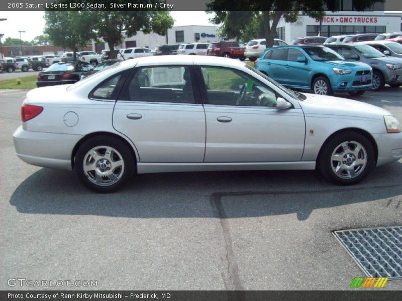 Silver Platinum / Grey 2005 Saturn L Series L300 Sedan
