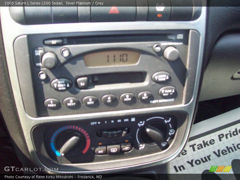 Silver Platinum / Grey 2005 Saturn L Series L300 Sedan