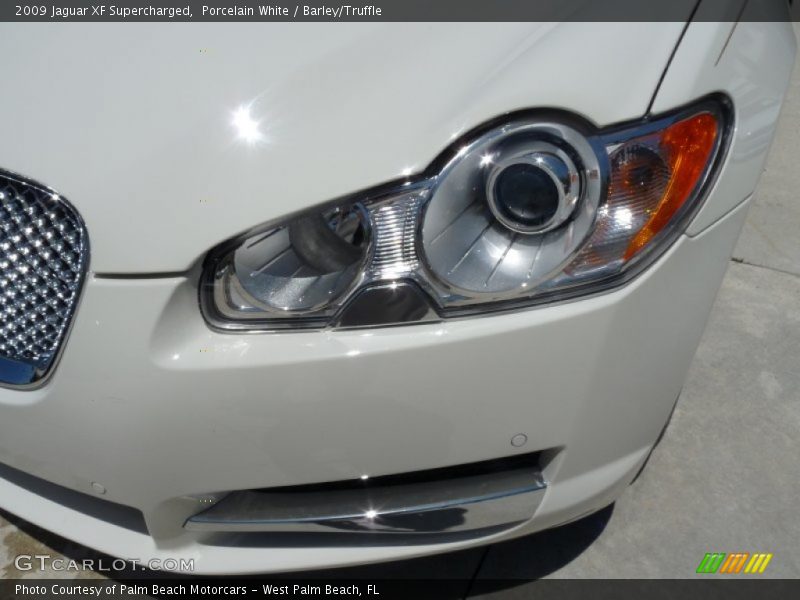 Porcelain White / Barley/Truffle 2009 Jaguar XF Supercharged