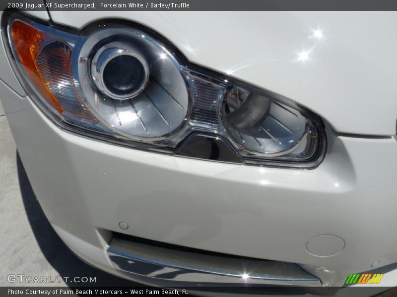Porcelain White / Barley/Truffle 2009 Jaguar XF Supercharged