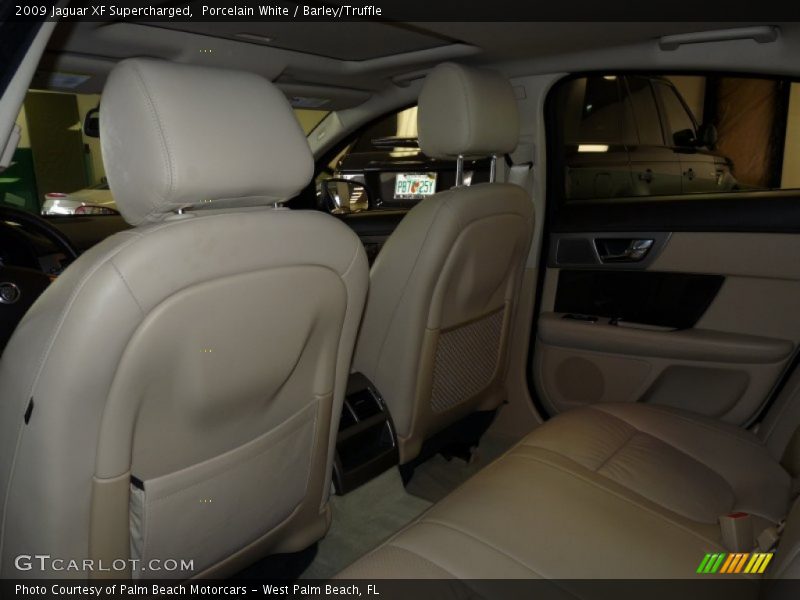 Porcelain White / Barley/Truffle 2009 Jaguar XF Supercharged