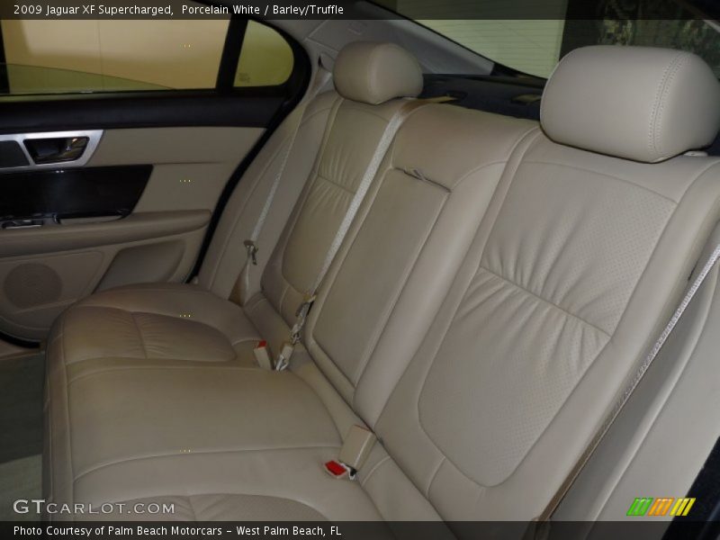 Porcelain White / Barley/Truffle 2009 Jaguar XF Supercharged