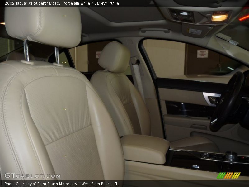 Porcelain White / Barley/Truffle 2009 Jaguar XF Supercharged