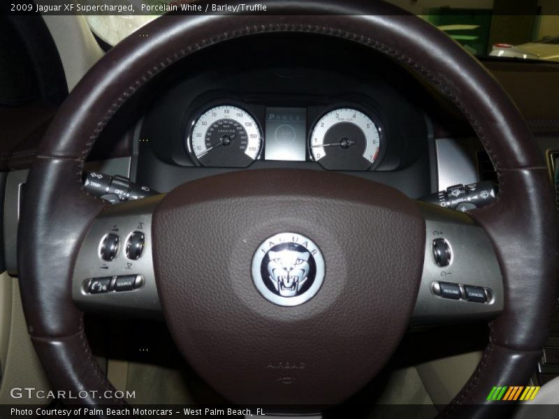 Porcelain White / Barley/Truffle 2009 Jaguar XF Supercharged