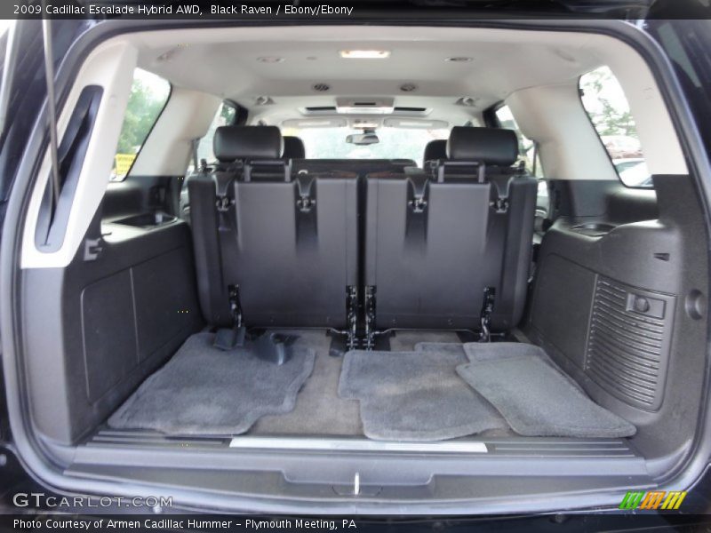  2009 Escalade Hybrid AWD Trunk
